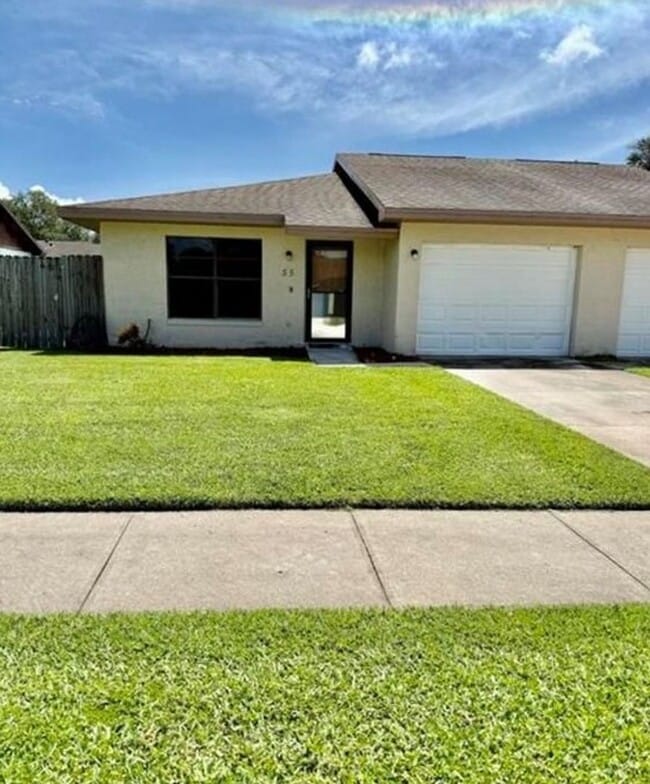 Building Photo - 2 bed 2 bath 2-plex with 1000 sf. and gara...