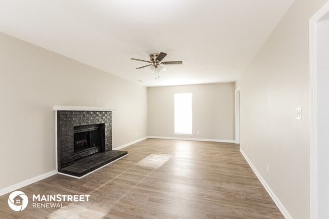 Building Photo - Welcome Home!