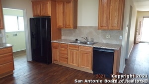 Building Photo - 6311 Encanto Point Dr