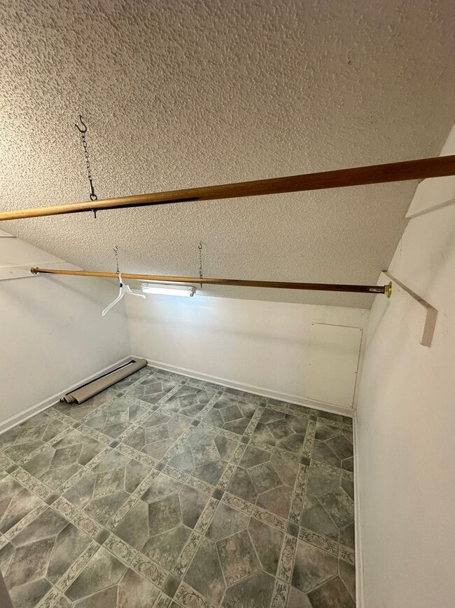 Building Photo - NEW RENTAL LISTING - NO HUD NO SECTION 8