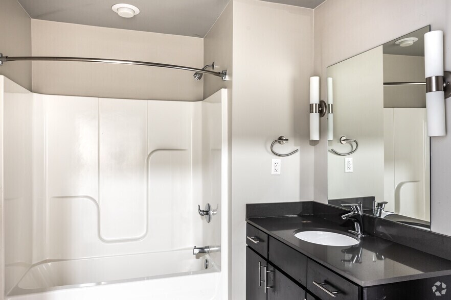 Roasters Block Apartments 701 Broadway Blvd Kansas City MO 64105