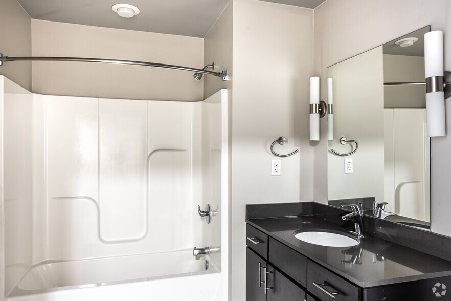 1BR, 1BA - 1133 SF - Roaster's Block