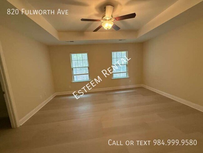 Building Photo - 820 Fulworth Ave