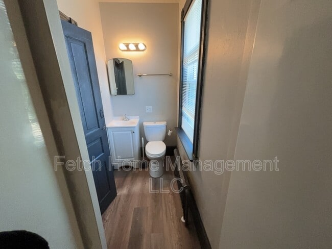 Building Photo - 19 S Ann St