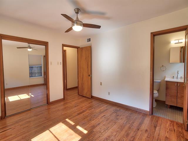 Building Photo - 2318 Elmwood Blvd