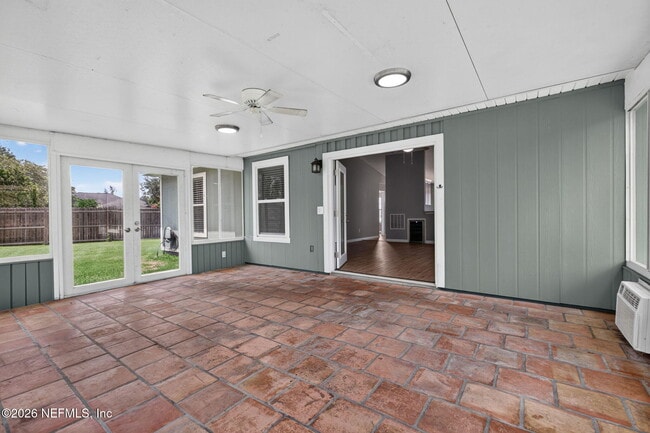 Building Photo - 3183 Wavering Ln