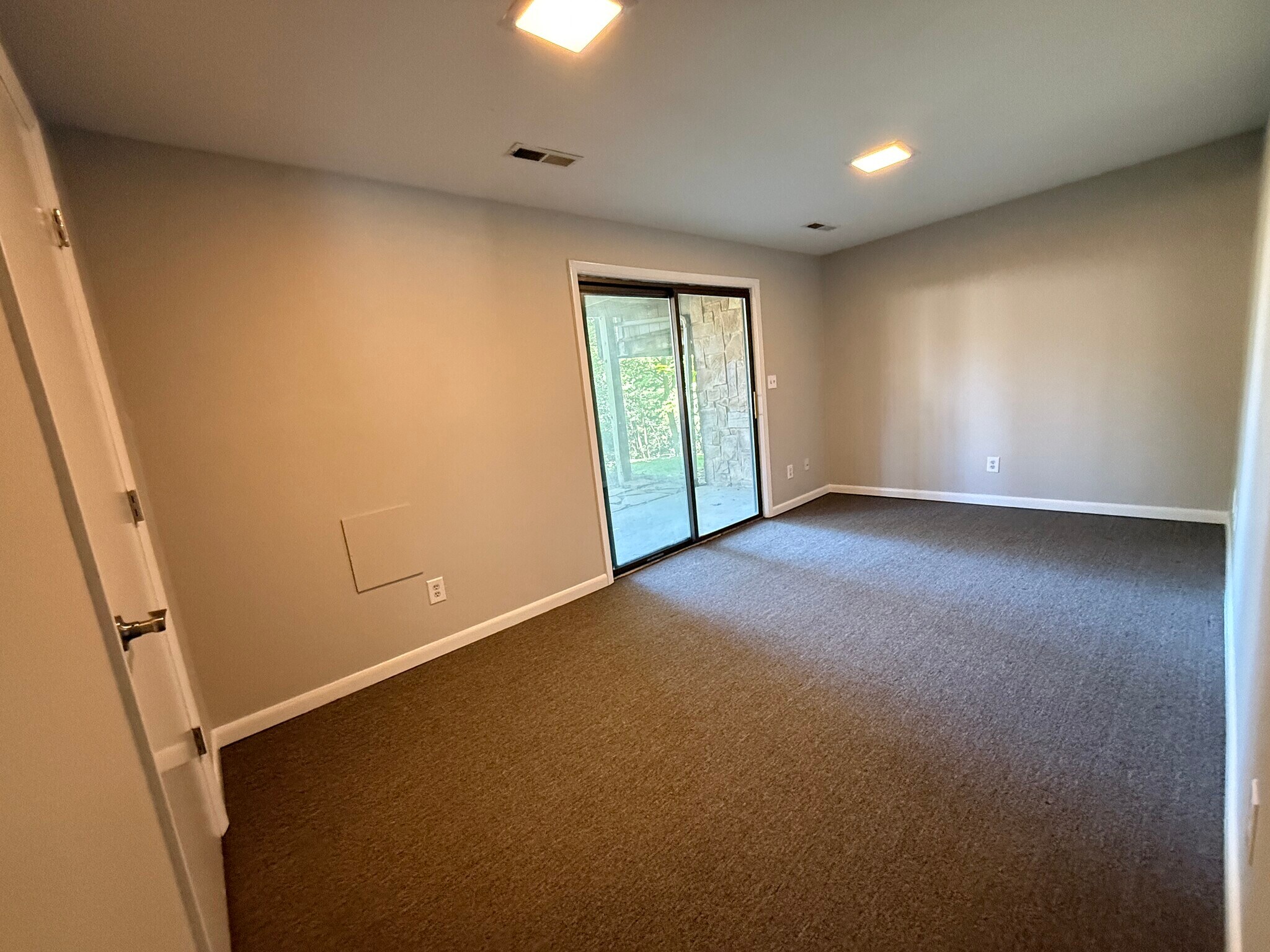 Building Photo - 3426 Londonderry Ct