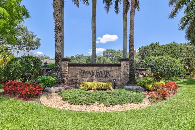 Building Photo - 6349 NW 78th Dr