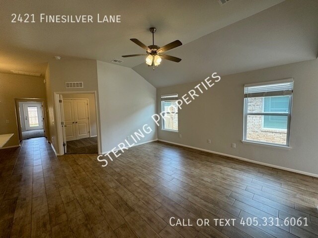 Building Photo - 2421 Finesilver Ln