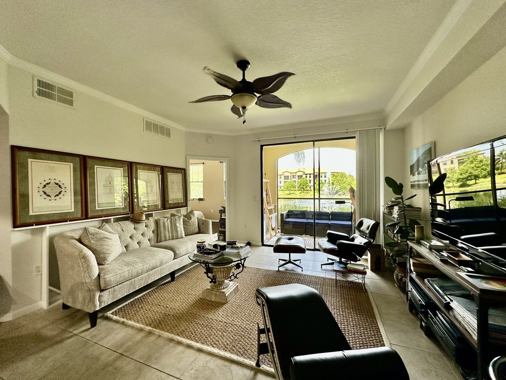 Building Photo - 12935 Violino Ln