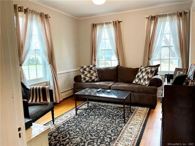 Building Photo - 43 Neck Rd