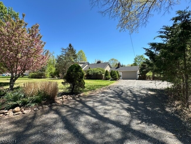 Primary Photo - 120 Kosciuszko Rd