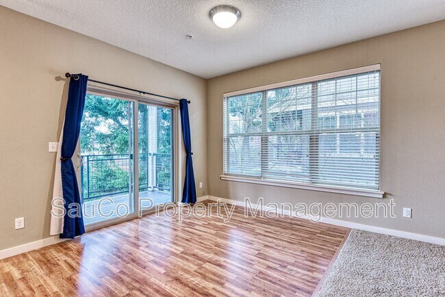 Building Photo - 8712 NE Delamere Way