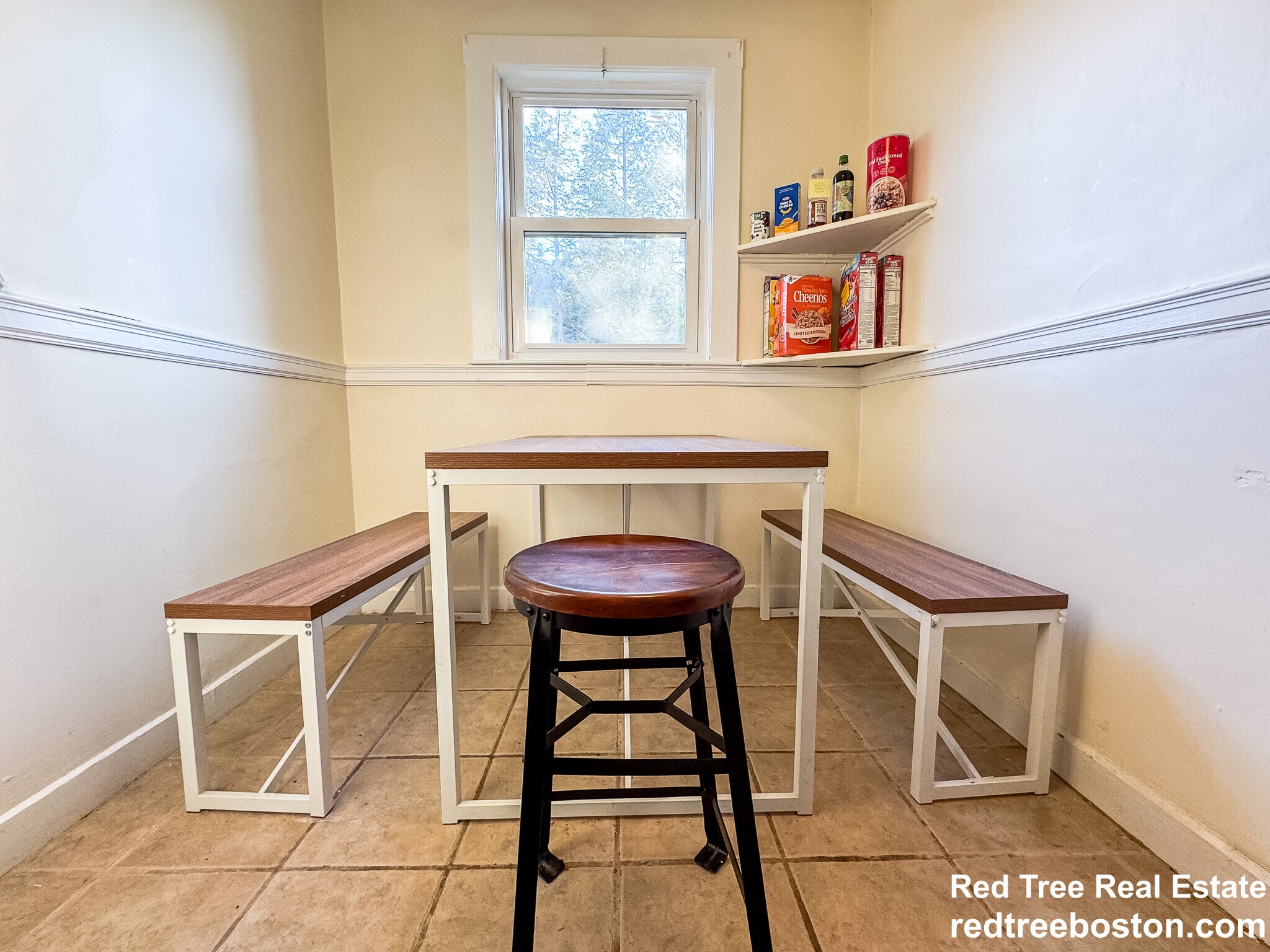 Building Photo - 28 Manet Rd