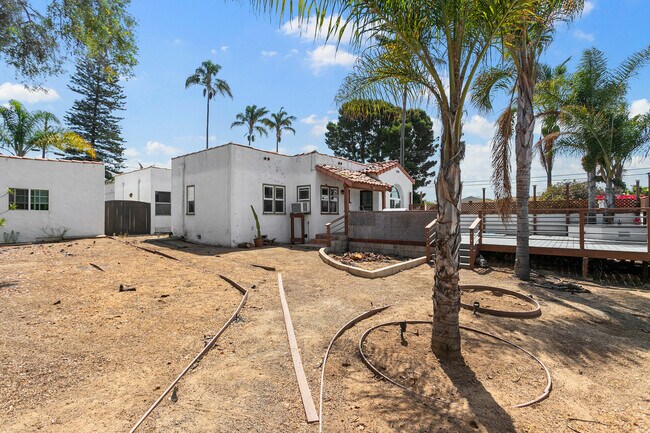 Building Photo - 1730 California St