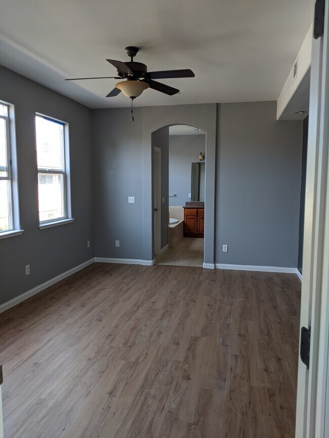 Building Photo - 4101 Toddika Ln