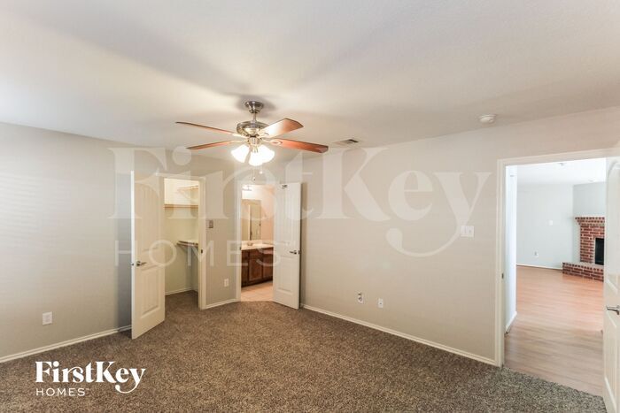 Building Photo - 503 Cypress Ct