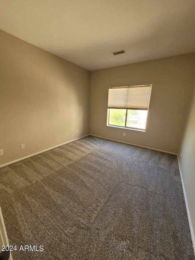 Building Photo - Quiet 2 bedroom condo in Fountain Hills!