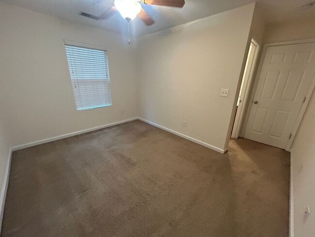 Building Photo - PRE-LEASING FOR AUGUST 2026!