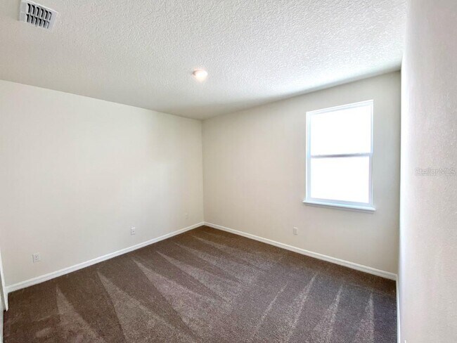 Building Photo - 4630 Prairie Creek St