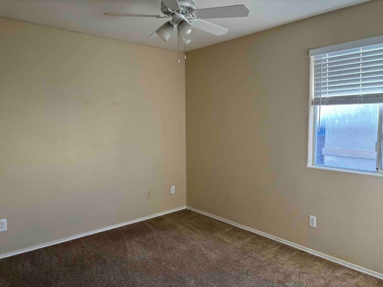 Building Photo - 5989 Banbury Heights Way