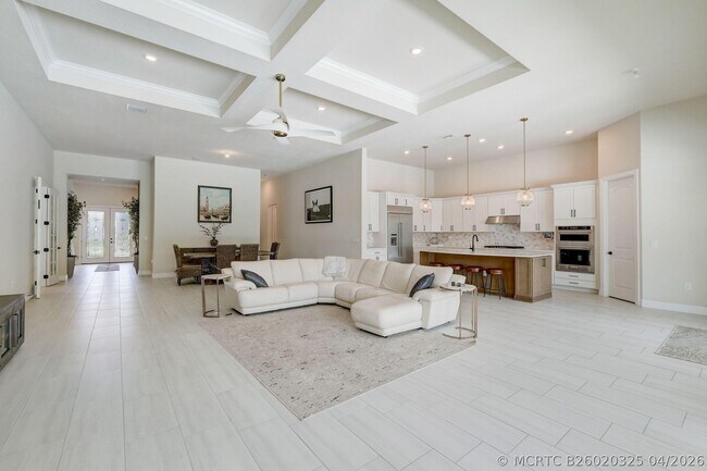 Building Photo - 9234 Balsamo Dr.