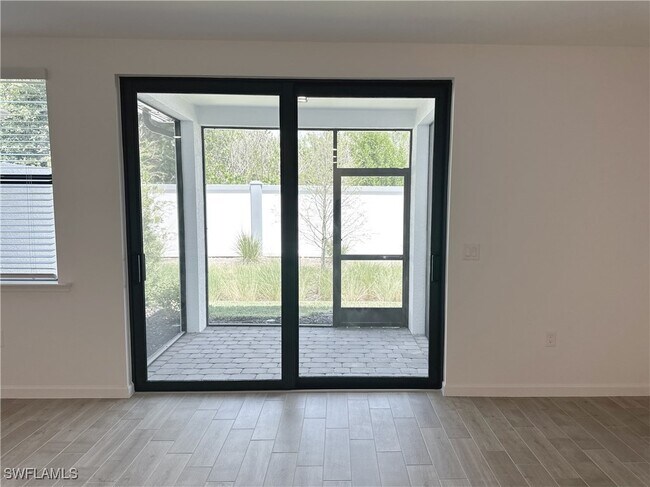 Building Photo - 27831 Solis Grande Dr