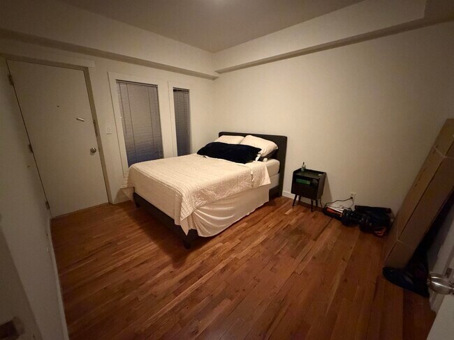 Building Photo - 1017 Jefferson St