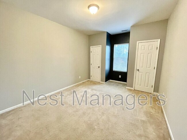 Building Photo - 311 Highgrove Dr