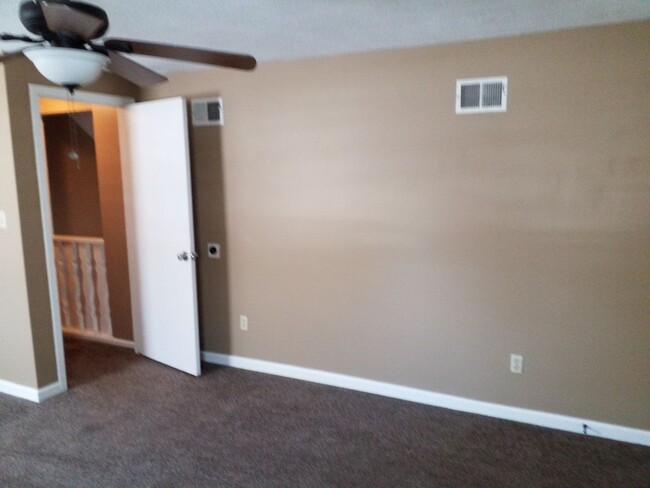 Building Photo - Coming Soon!! Large Family SF Newly Renova...