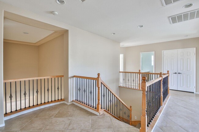 Building Photo - 83284 Lightning Rd