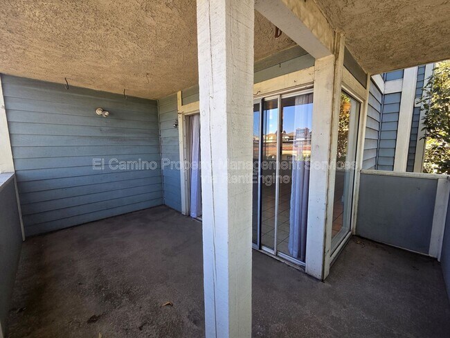 Building Photo - 628 Daisy Ave