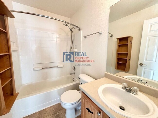 Building Photo - 43 Lovington St