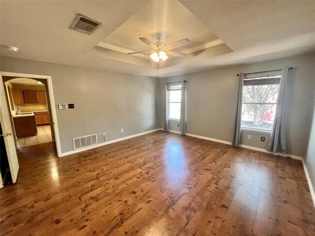 Building Photo - 1152 Terra St