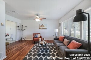 Building Photo - 418 Saratoga Dr