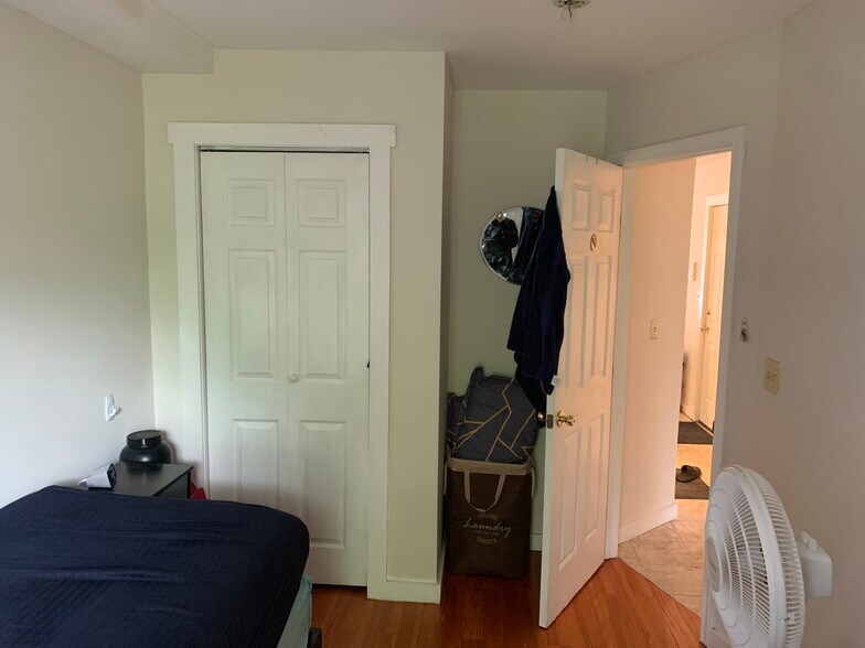 Building Photo - 88 Hammond St