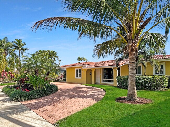 Building Photo - 280 SE 3rd Ave