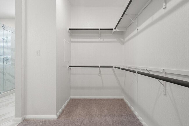 Building Photo - 132 Condesa St