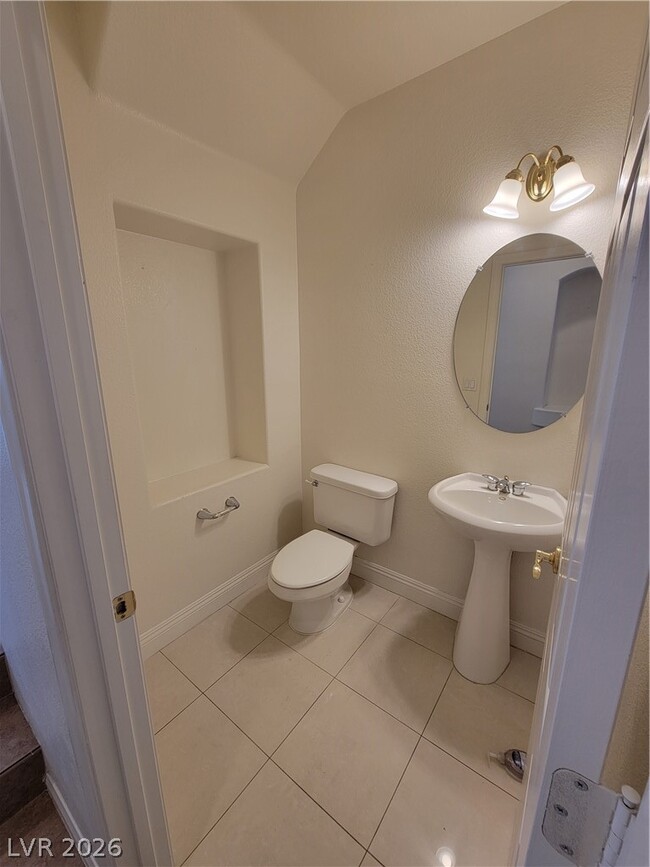 Building Photo - 10963 Carberry Hill St