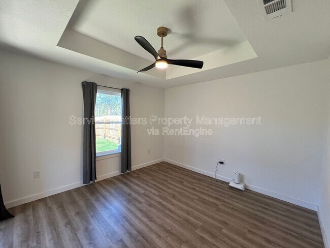 Building Photo - 3241 Damon Dr