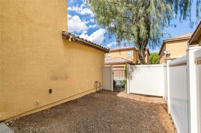 Building Photo - 3128 Nevelson Walk