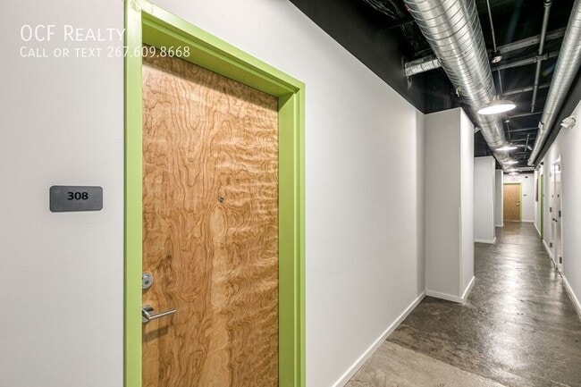 Building Photo - 4800 Brown St