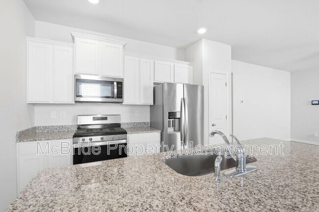 Building Photo - 6036 Beadlow St