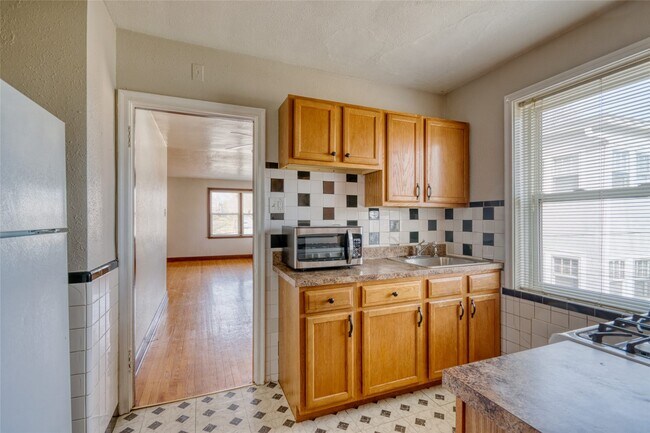 Building Photo - 7752 Wise Ave