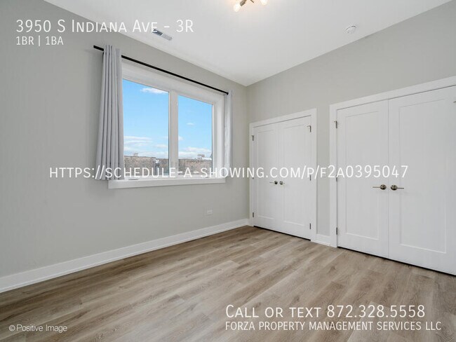 Building Photo - 3950 S Indiana Ave