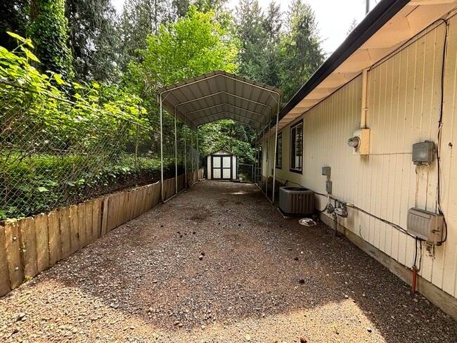Building Photo - 6935 SE 122nd Ave