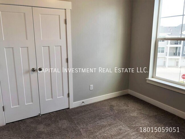 Building Photo - 14642 Bloom Dr