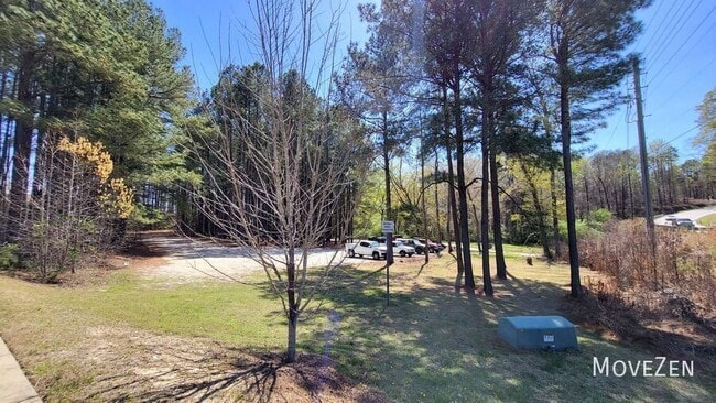 Building Photo - 155 Calluna Dr