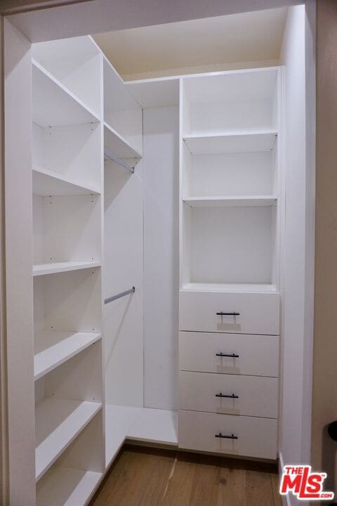 Building Photo - 2668 Greenfield Ave