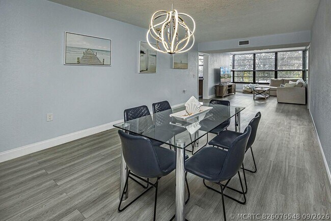 Building Photo - 3630 Whitehall Dr